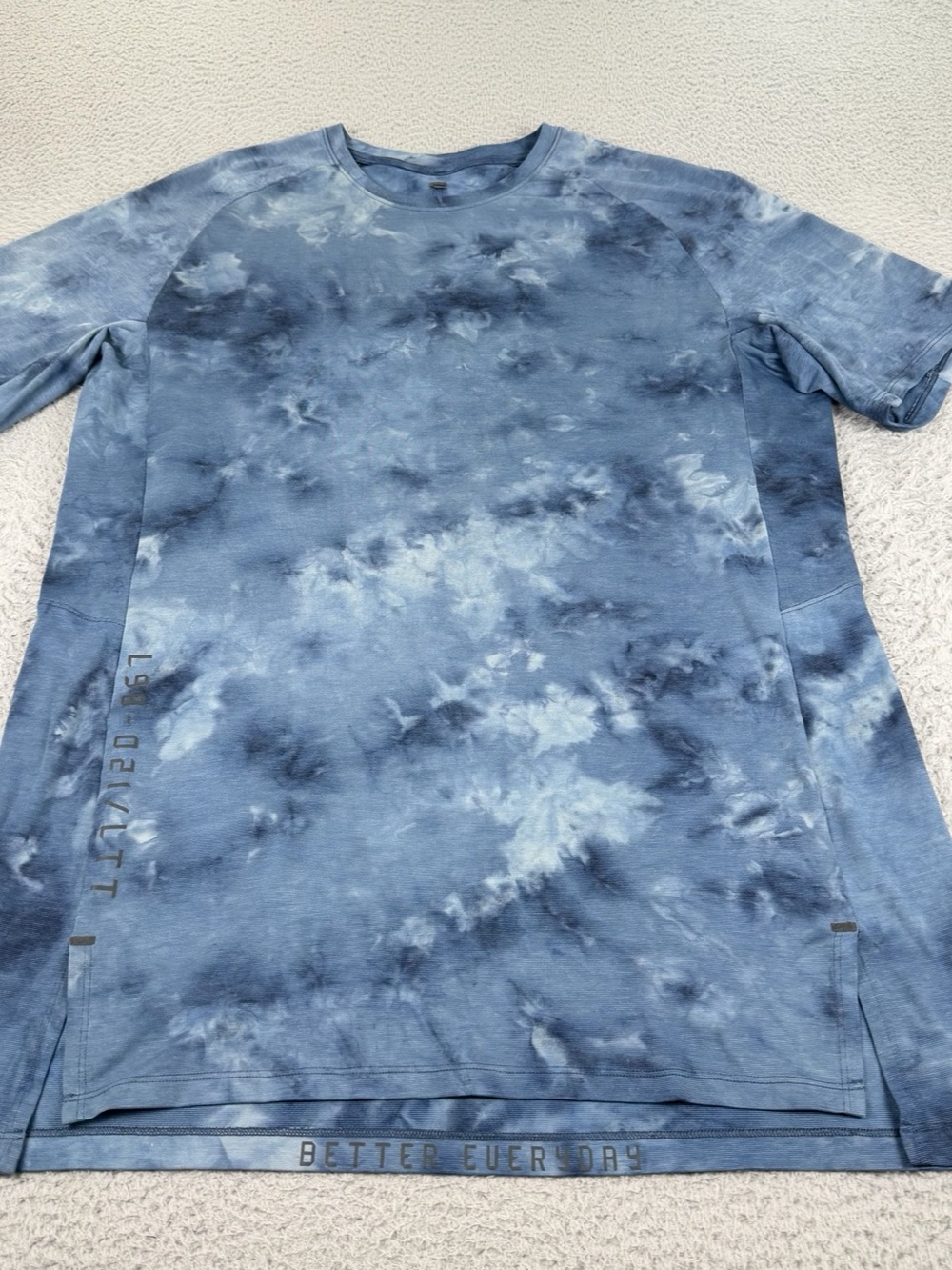 Lululemon Always Agile Shirt Mens Large Blue Tie Dye Short Sleeve Athletic Gym